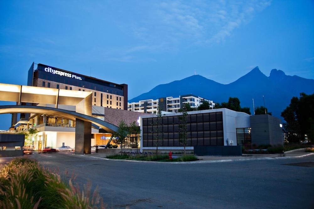 City Express Plus By Marriott Monterrey Nuevo Sur Экстерьер фото