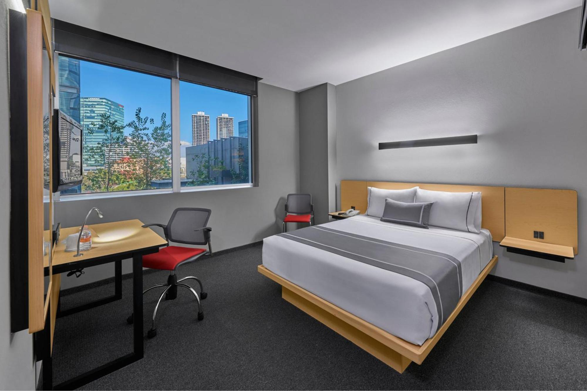 City Express Plus By Marriott Monterrey Nuevo Sur Экстерьер фото