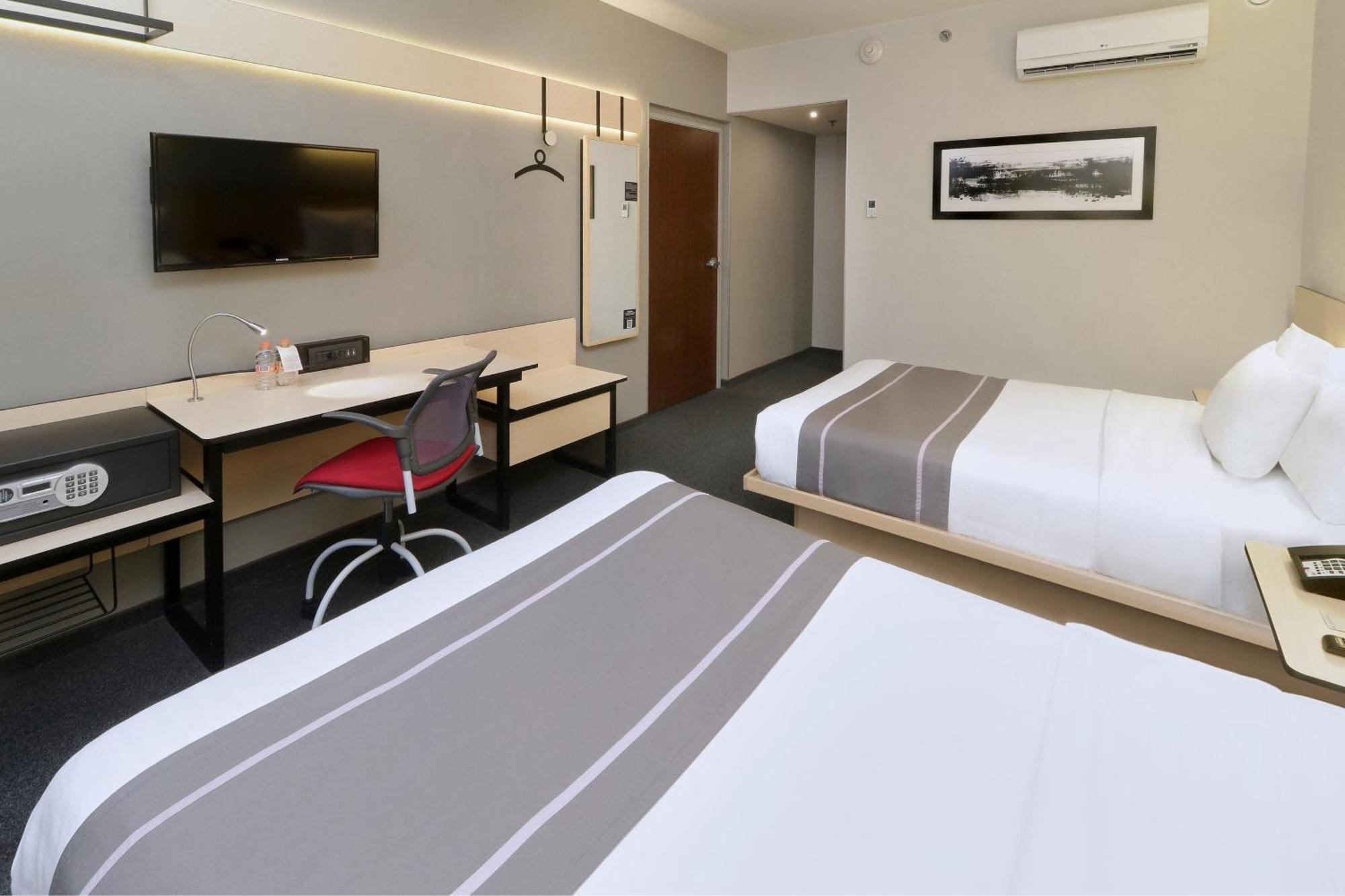 City Express Plus By Marriott Monterrey Nuevo Sur Экстерьер фото